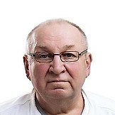 Врач Мулло Александр Александрович